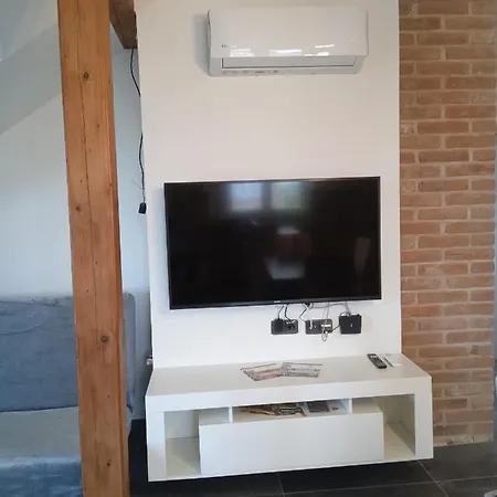 Goldmerunka Apartment Sakvice